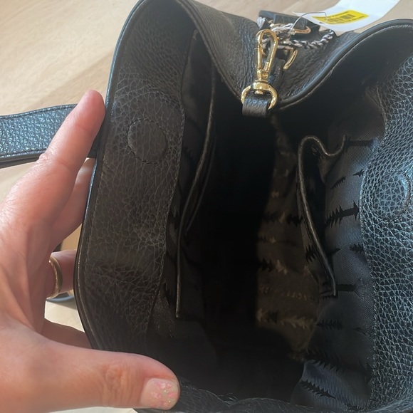 NWT THACKER LOREN genuine leather BUCKET BAG - Picture 10 of 10